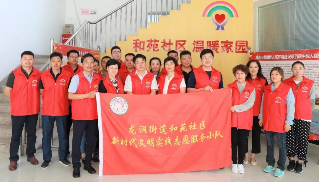 種樹(shù)苗1.jpg 種樹(shù)苗1.jpg